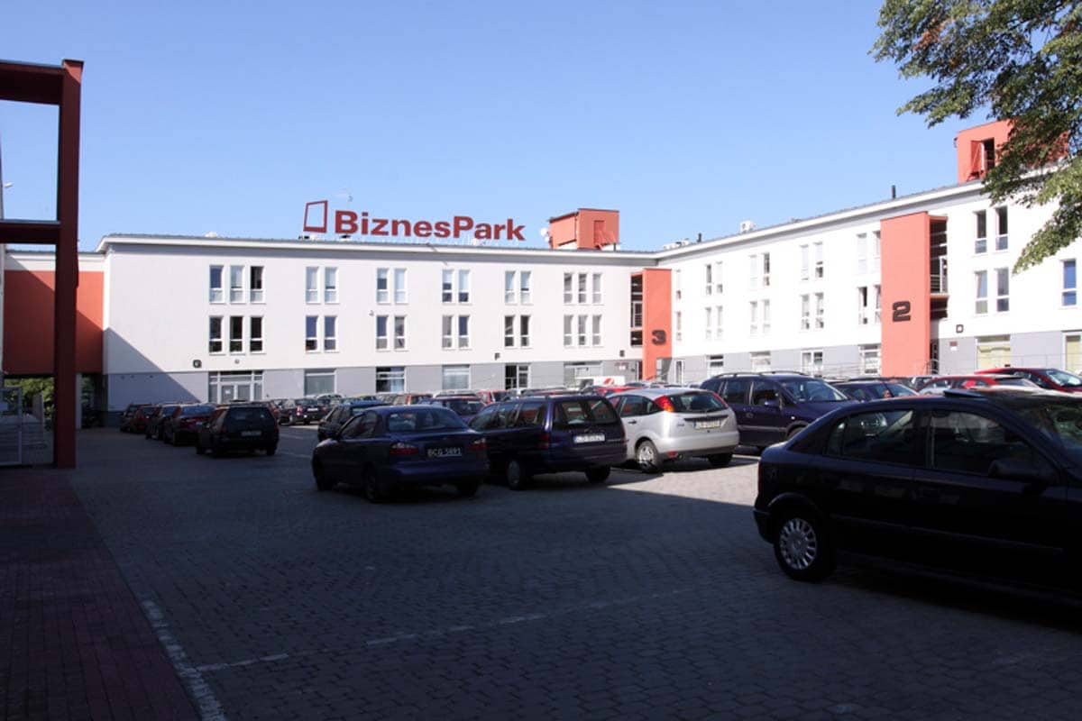 Realizacja z oknami dla Biznes Park w Bydgoszczy - Stolmar.