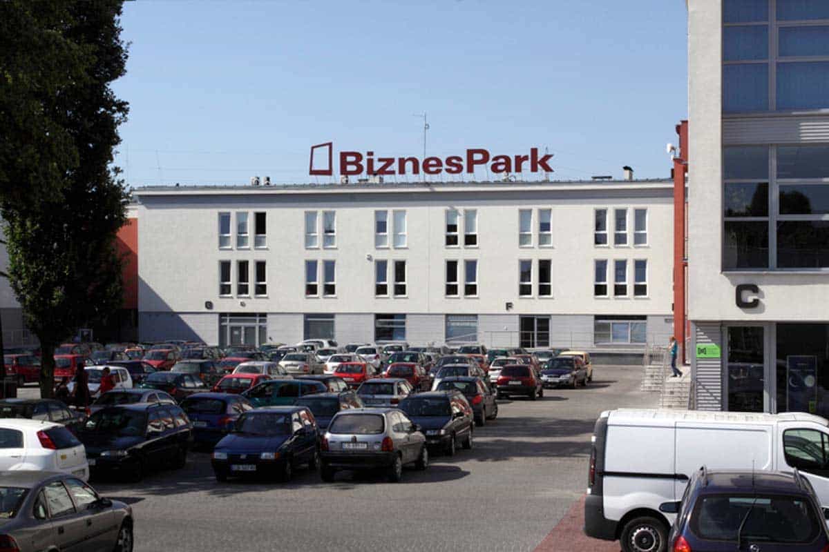 Realizacja z oknami dla Biznes Park w Bydgoszczy - Stolmar.